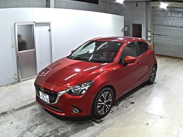 MAZDA DEMIO 2015