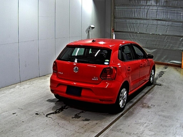 VOLKSWAGEN POLO 2017