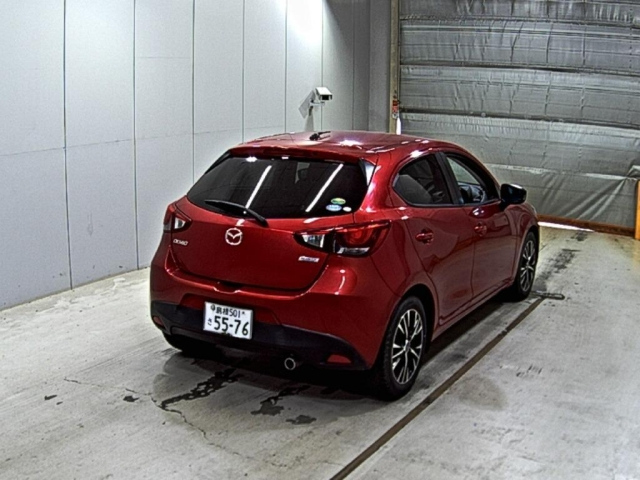 MAZDA DEMIO 2015