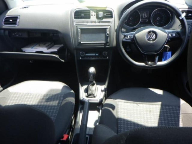 VOLKSWAGEN POLO 2017