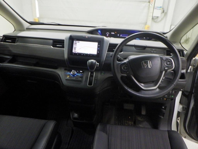 HONDA FREED 2018