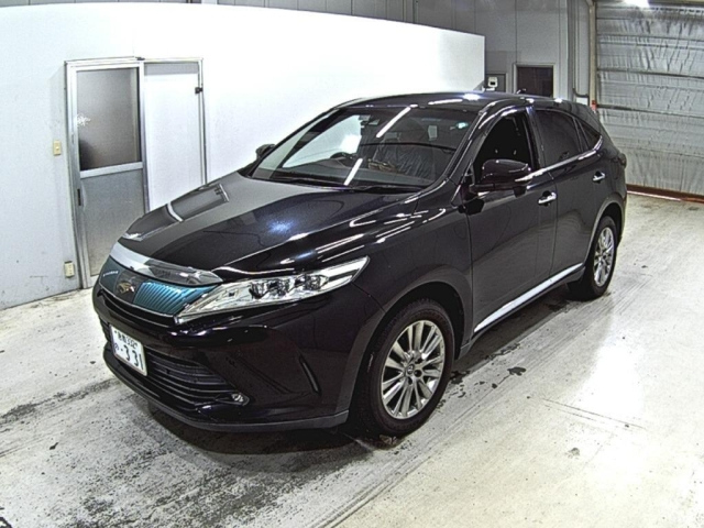 TOYOTA HARRIER 2017