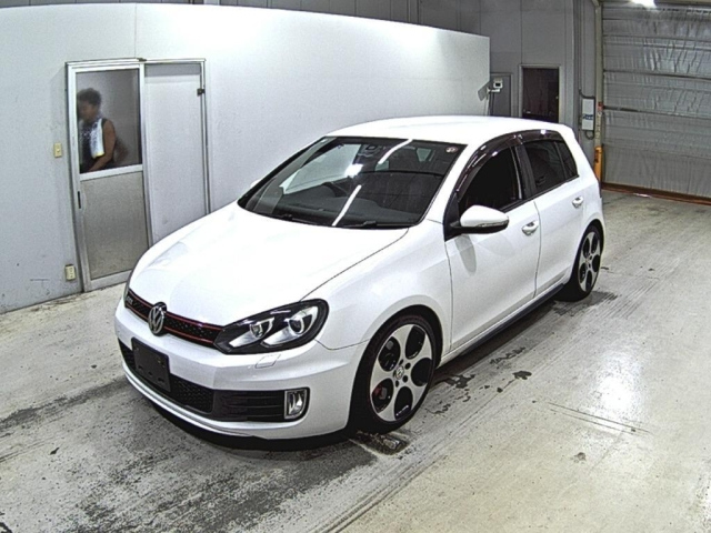 VOLKSWAGEN GOLF 2012