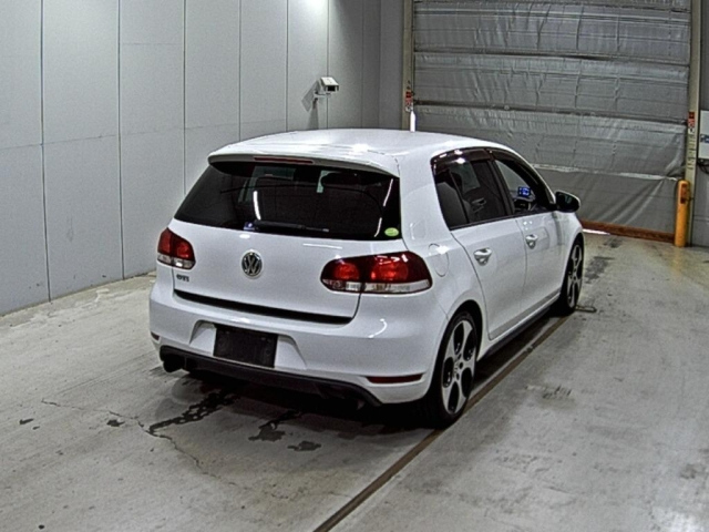 VOLKSWAGEN GOLF 2012