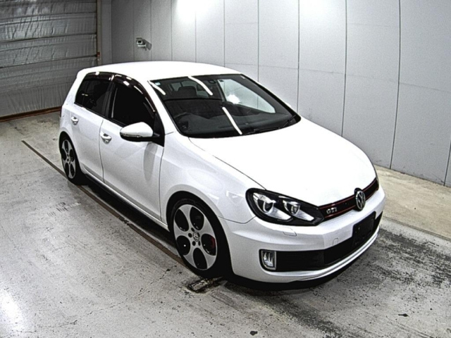 VOLKSWAGEN GOLF 2012