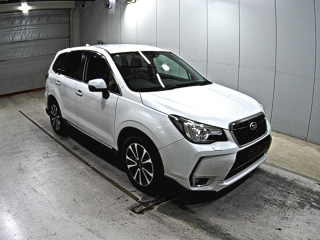 SUBARU FORESTER 2015