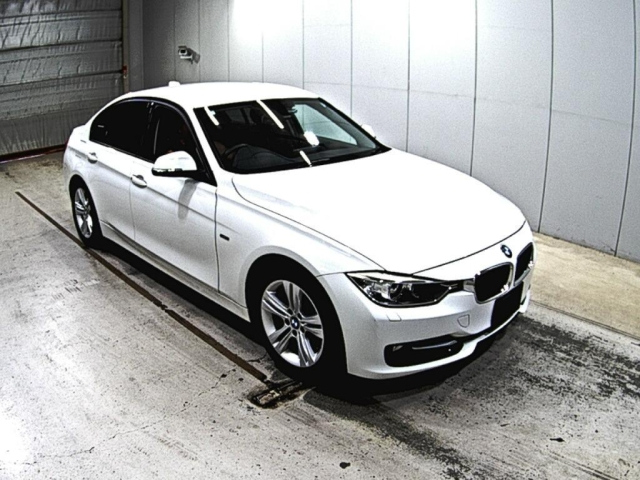 BMW 3 SERIES 2014