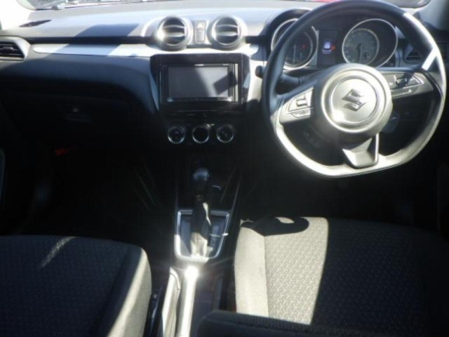 SUZUKI SWIFT 2023