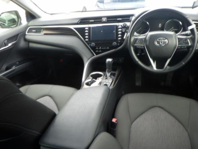 TOYOTA CAMRY 2018