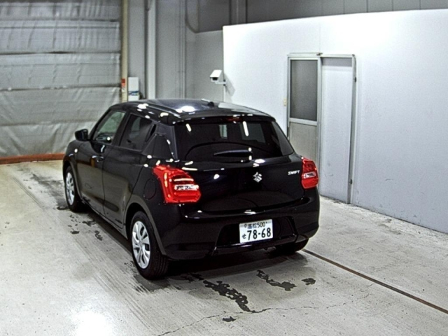 SUZUKI SWIFT 2023