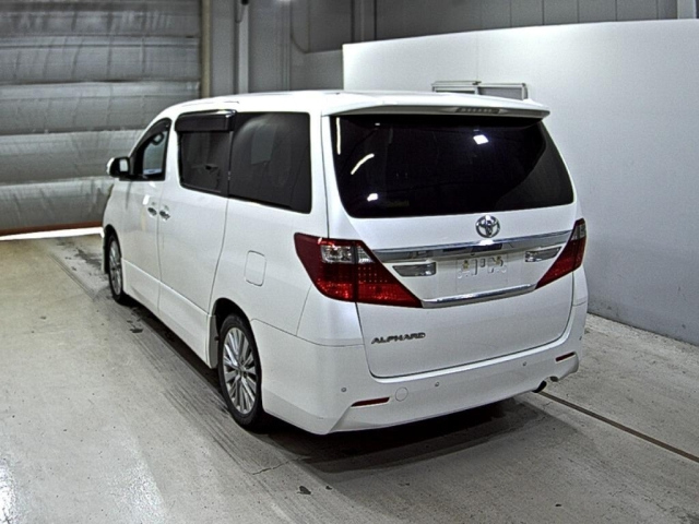 TOYOTA ALPHARD 2012
