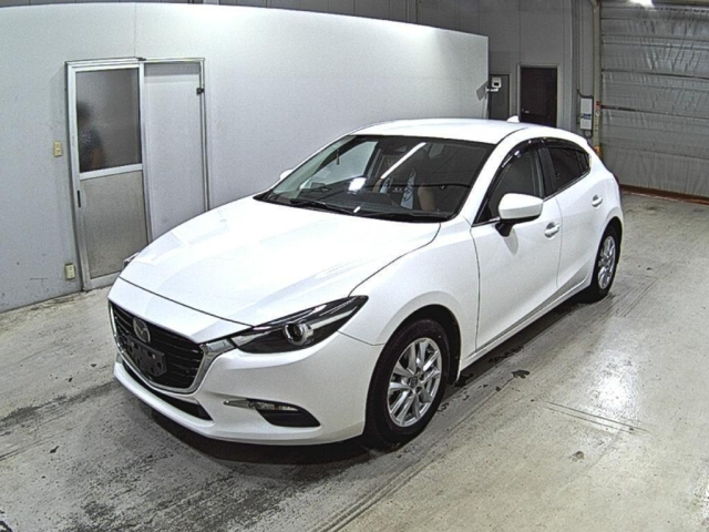 MAZDA AXELA 2017