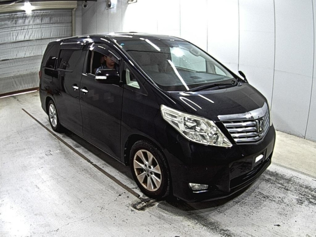 TOYOTA ALPHARD 2009