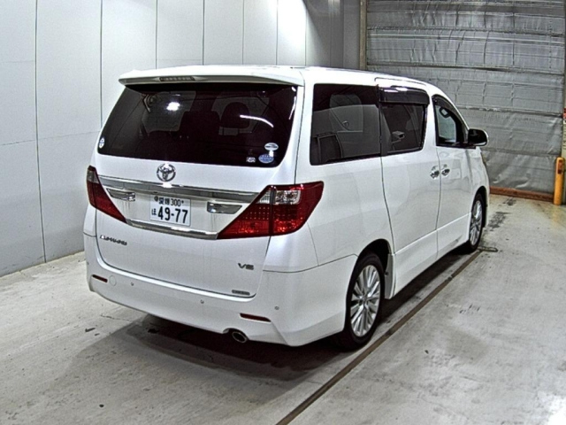 TOYOTA ALPHARD 2012