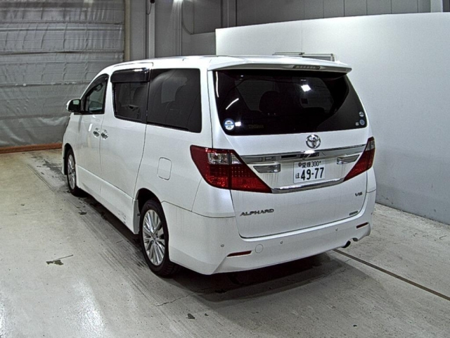 TOYOTA ALPHARD 2012