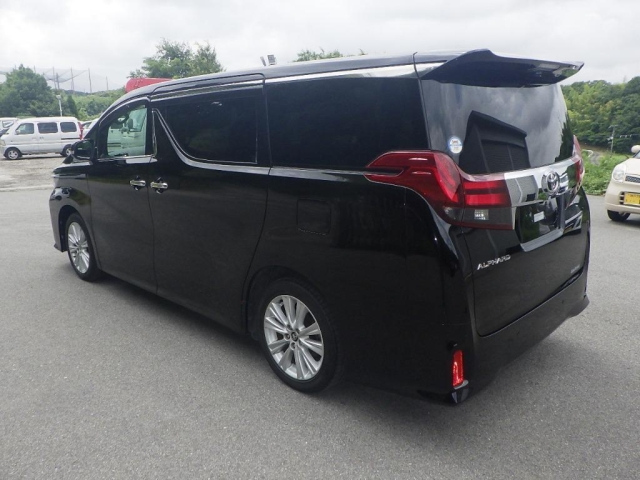 TOYOTA ALPHARD 2017