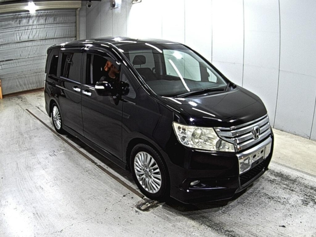 HONDA STEP WAGON 2009