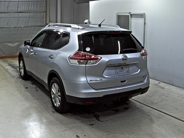 NISSAN X-TRAIL 2013