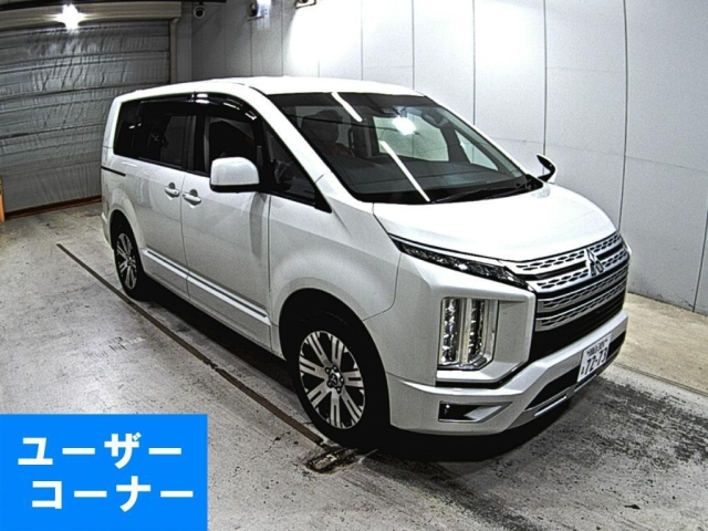MITSUBISHI DELICA D5 2021
