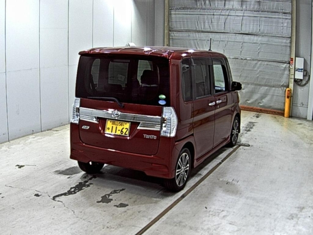DAIHATSU TANTO 2014