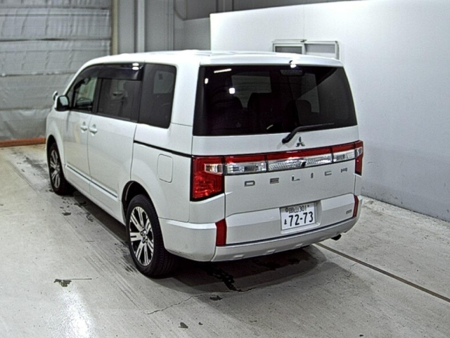 MITSUBISHI DELICA D5 2021