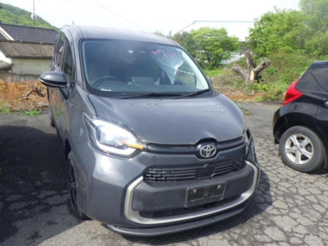 TOYOTA SIENTA 2022