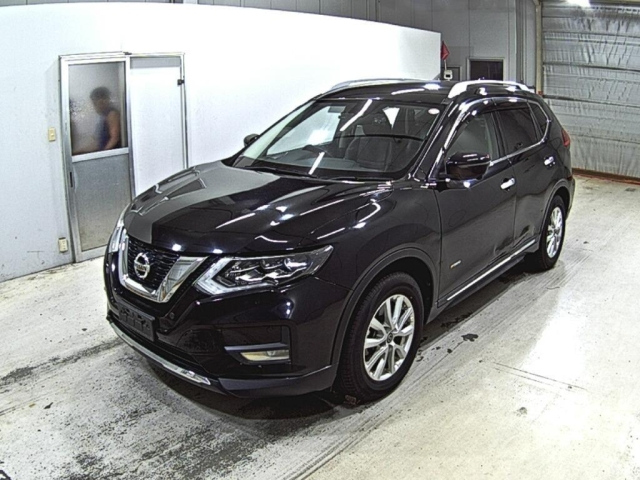 NISSAN X-TRAIL 2018