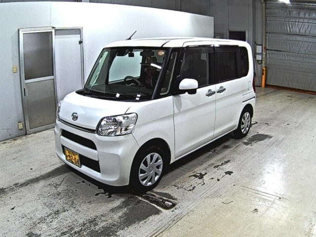 DAIHATSU TANTO 2016