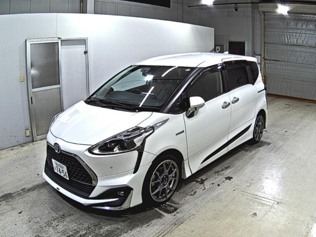 TOYOTA SIENTA 2018