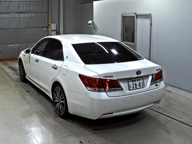 TOYOTA CROWN 2013