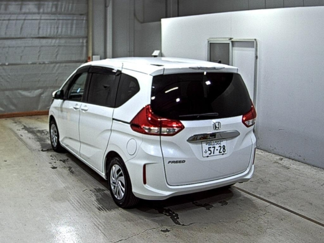 HONDA FREED 2019