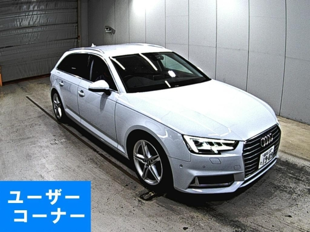 AUDI A4 2019