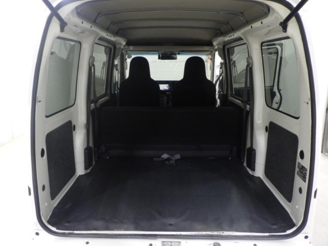 DAIHATSU HIJET VAN 2020