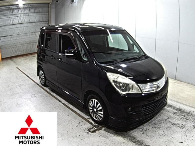 MITSUBISHI DELICA D2 2012