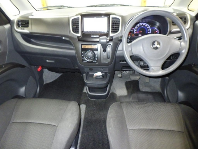 MITSUBISHI DELICA D2 2013
