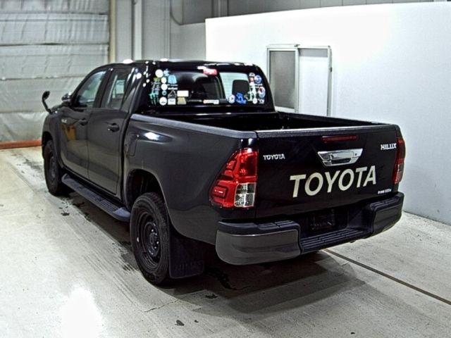 TOYOTA HILUX 2019