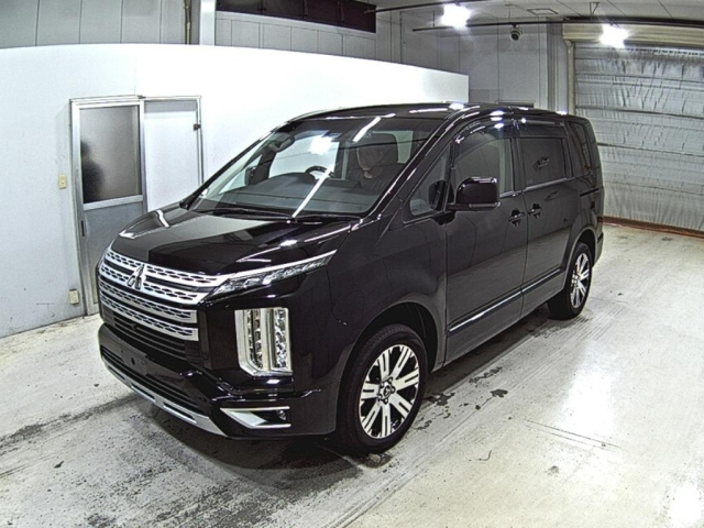 MITSUBISHI DELICA D5 2020