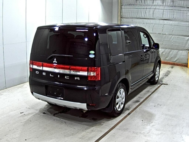MITSUBISHI DELICA D5 2014