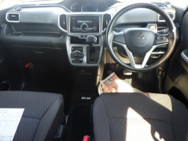 MITSUBISHI DELICA D2 2017