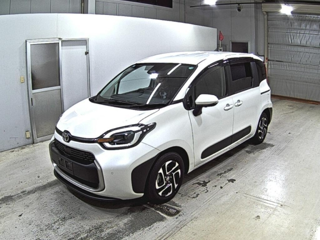 TOYOTA SIENTA 2023
