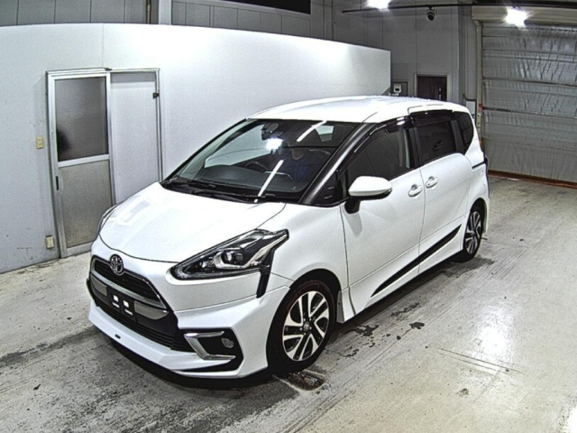 TOYOTA SIENTA 2018