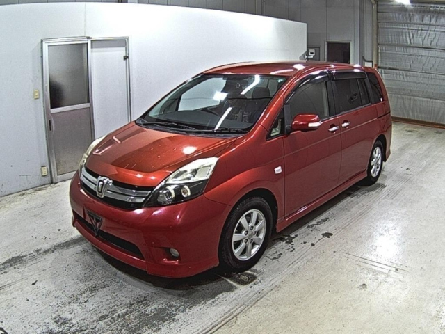 TOYOTA ISIS 2013