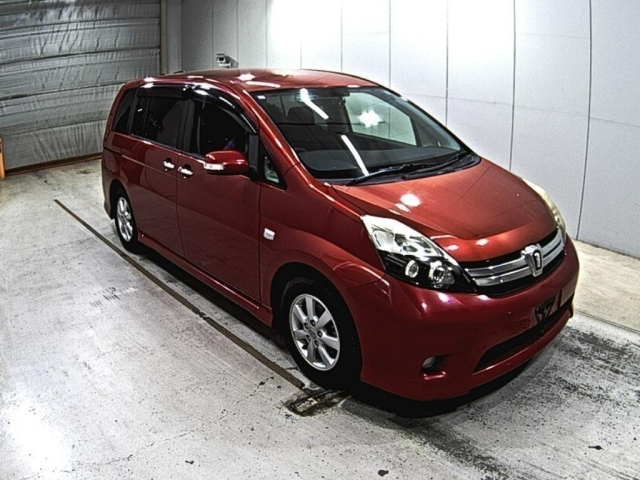 TOYOTA ISIS 2013