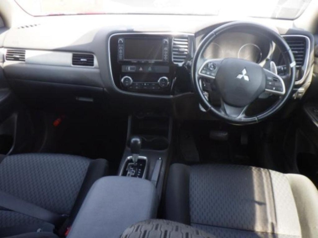 MITSUBISHI OUTLANDER 2014