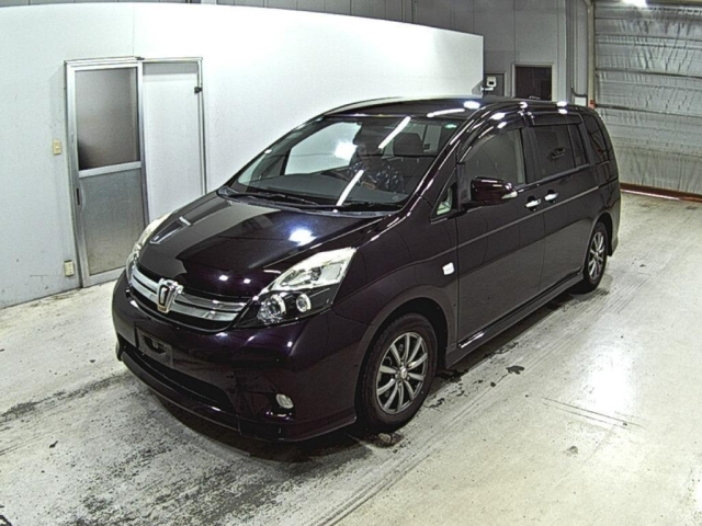 TOYOTA ISIS 2015