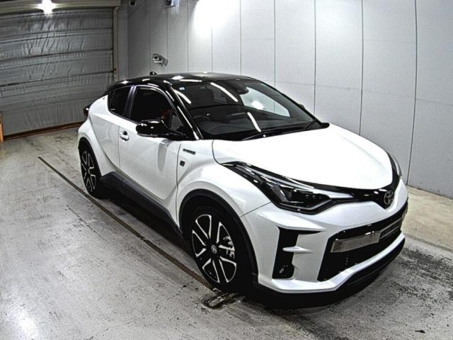 TOYOTA C-HR 2019