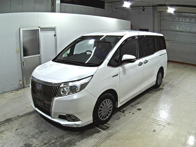TOYOTA ESQUIRE 2017