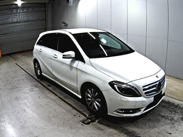 MERCEDES BENZ B CLASS 2014