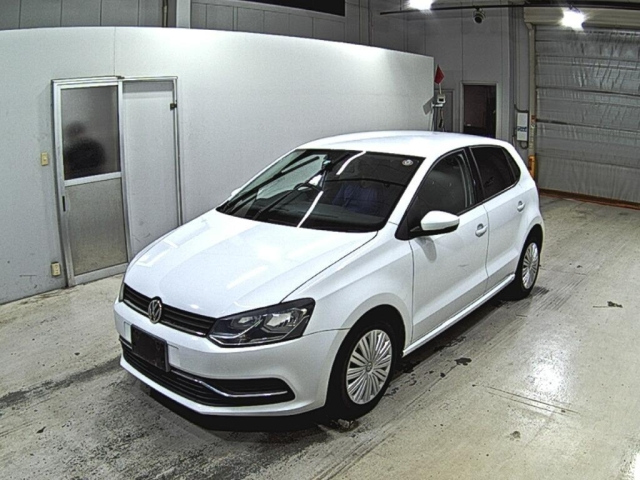 VOLKSWAGEN POLO 2014