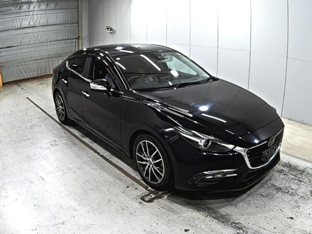 MAZDA AXELA 2019